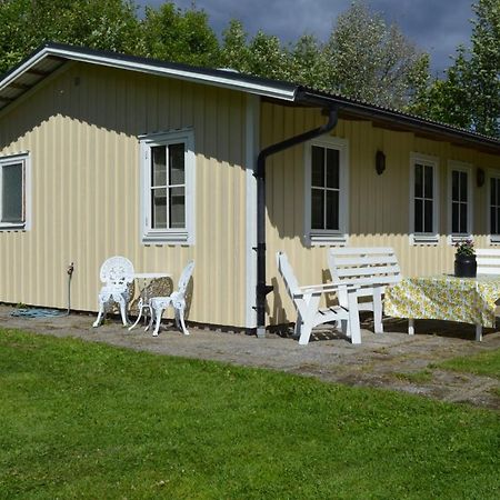 Nyrenoverat Gardshus Pa Havstomt Med Hoeg Standard Ornskoldsvik Luaran gambar