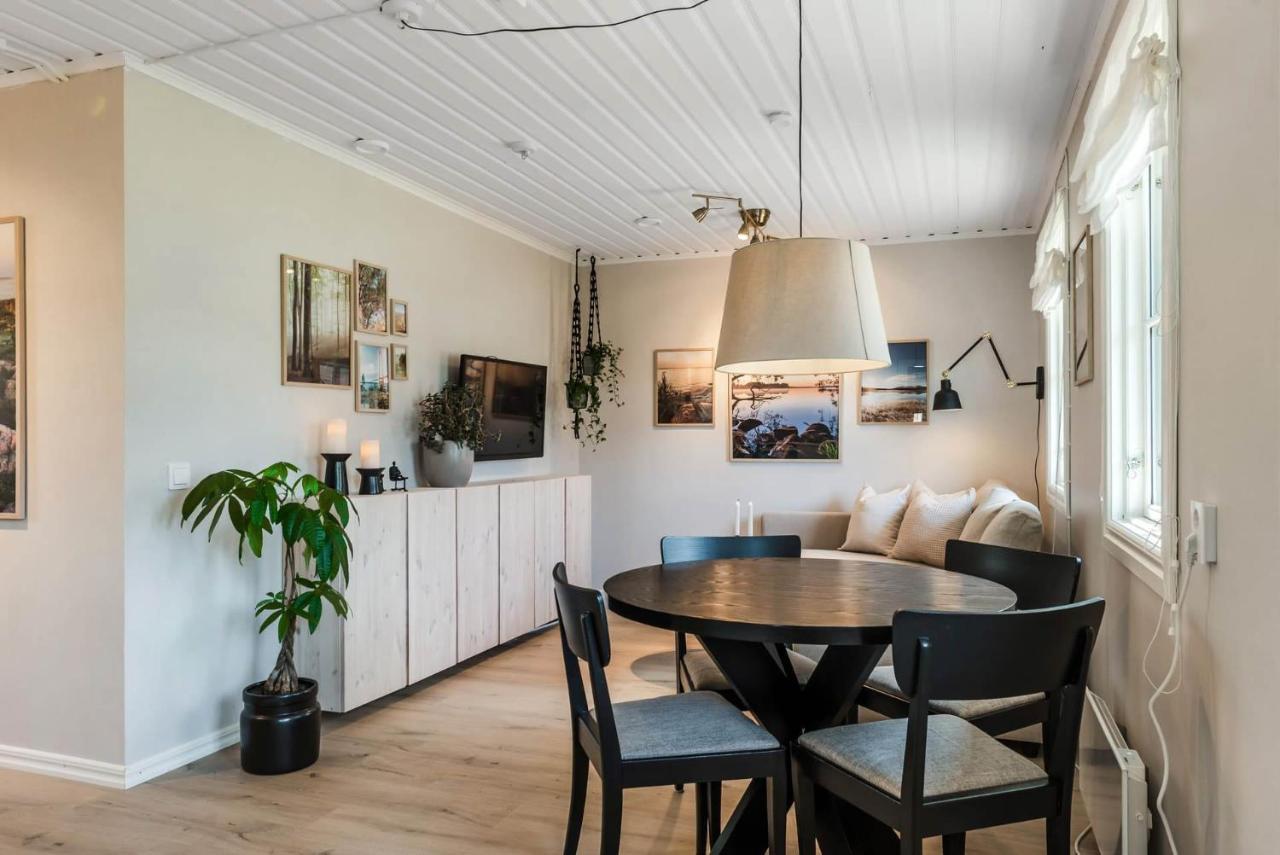 Nyrenoverat Gardshus Pa Havstomt Med Hoeg Standard Ornskoldsvik Luaran gambar