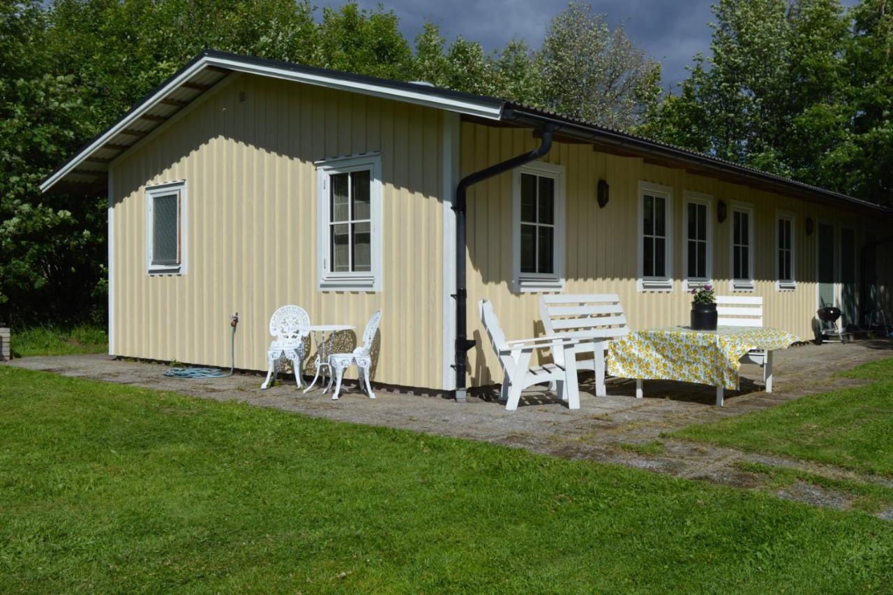 Nyrenoverat Gardshus Pa Havstomt Med Hoeg Standard Ornskoldsvik Luaran gambar